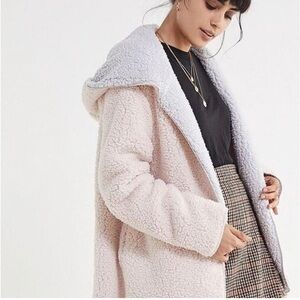 Urban Outfitters Plush Teddy Bear Open Front Blush and Grey Roomy Thick …